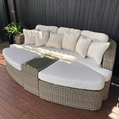 Noosa Outdoor Modular 4 Piece Daybed in Half Round Wicker