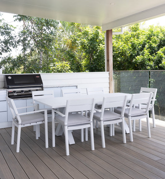 Year-Round Outdoor Furniture Care: Cleaning and Maintenance Made Easy