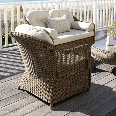 Plantation Outdoor Wicker Lounge Arm Chair