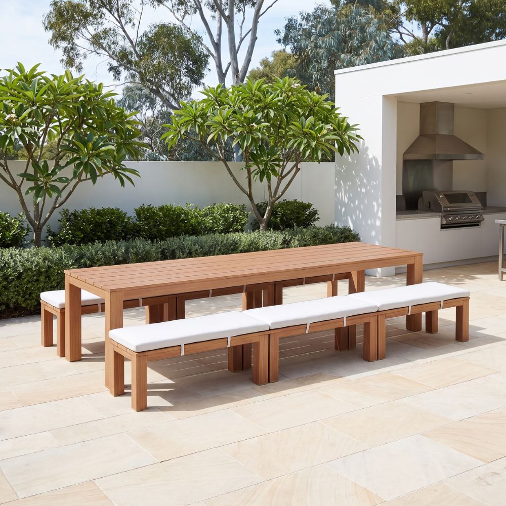 Entertainer 3.20cm Outdoor Aluminium Dining Table with Benches