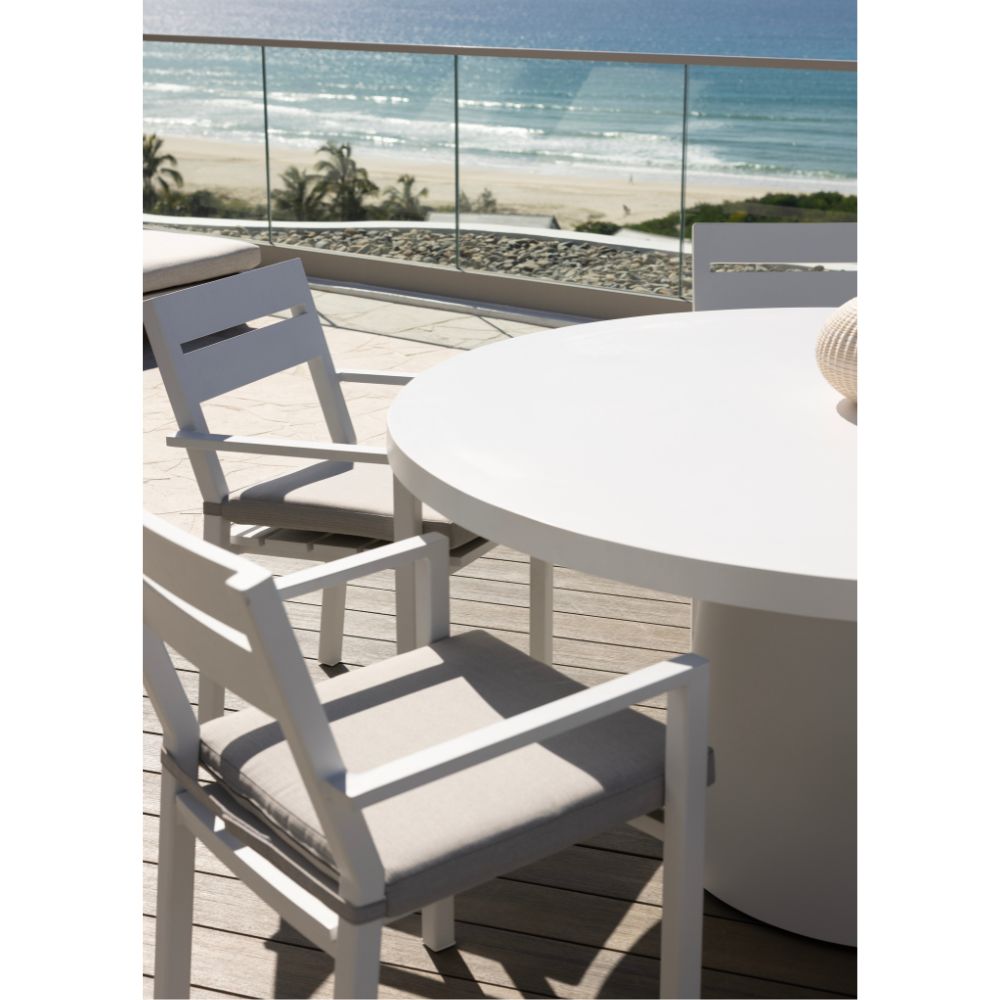 Narrabeen Outdoor 1.6m Round Ceramic Dining Table with 6 Santorini Chairs