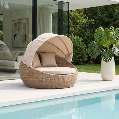 Newport Outdoor Round Wicker Daybed with Canopy