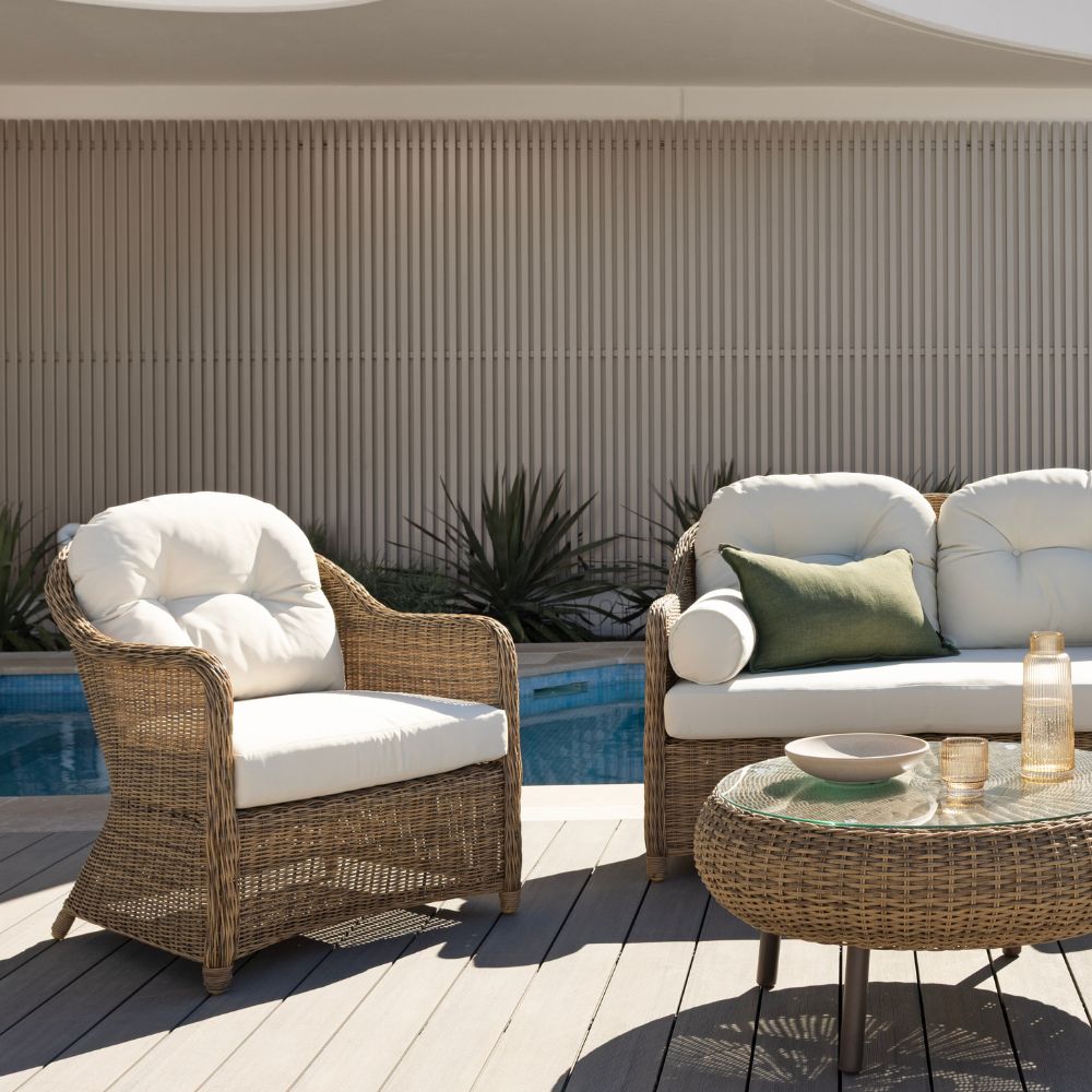 Plantation Outdoor Wicker 3+1+1 Lounge Set with Coffee Table