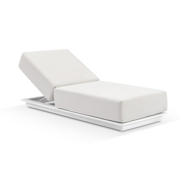 Whitehaven Outdoor Aluminium Single Sun lounge in Sunbrella