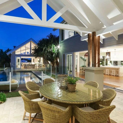 Plantation 8 with Coastal Outdoor Wicker Dining Chairs